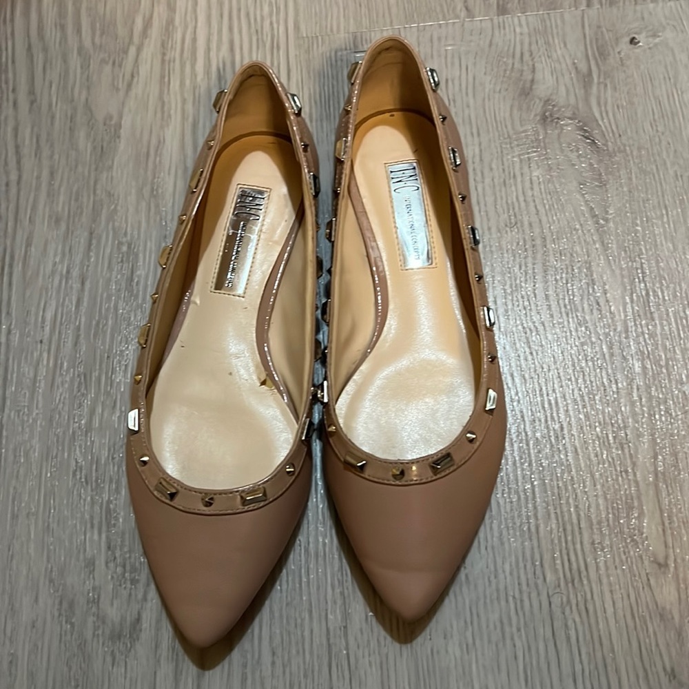 I.N.C Blush Zabbiepnk flat size 5
